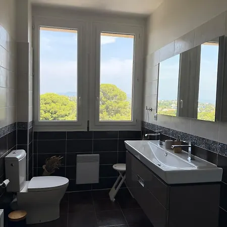 Apartment Echappee Mediterraneenne, A Deux Pas Des Criques Saint-Raphael (Var)